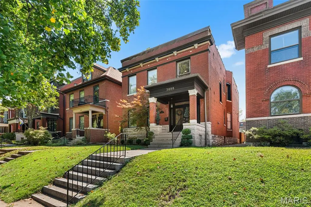 3888 Utah Place, Saint Louis, MO 63116 - #1