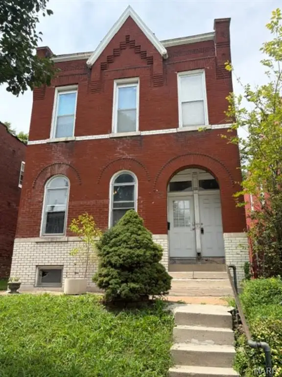 4119 S Compton Avenue, St Louis, MO 63118