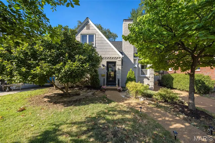 541 Mapleview Drive, University City, MO 63130 - #2