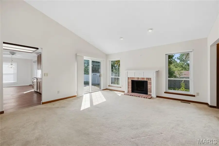 3044 Brentmoor Drive, Saint Charles, MO 63303 - #2