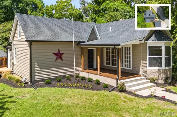 9785 Ridge Heights Road, Fairview Heights, IL 62208