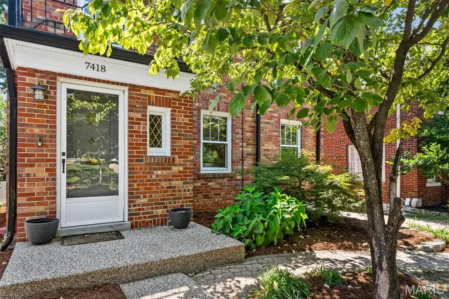 7418 Stanford Avenue, Saint Louis, MO 63130 - #3