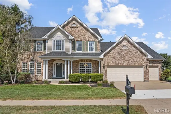 17835 Westhampton Woods Drive, Chesterfield, MO 63005