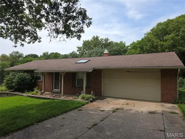 6778 Barnwood Drive, Hazelwood, MO 63042