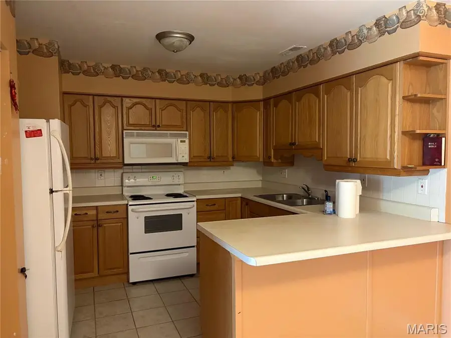 10011 Echoridge Lane #G, Saint George, MO 63125 - #2