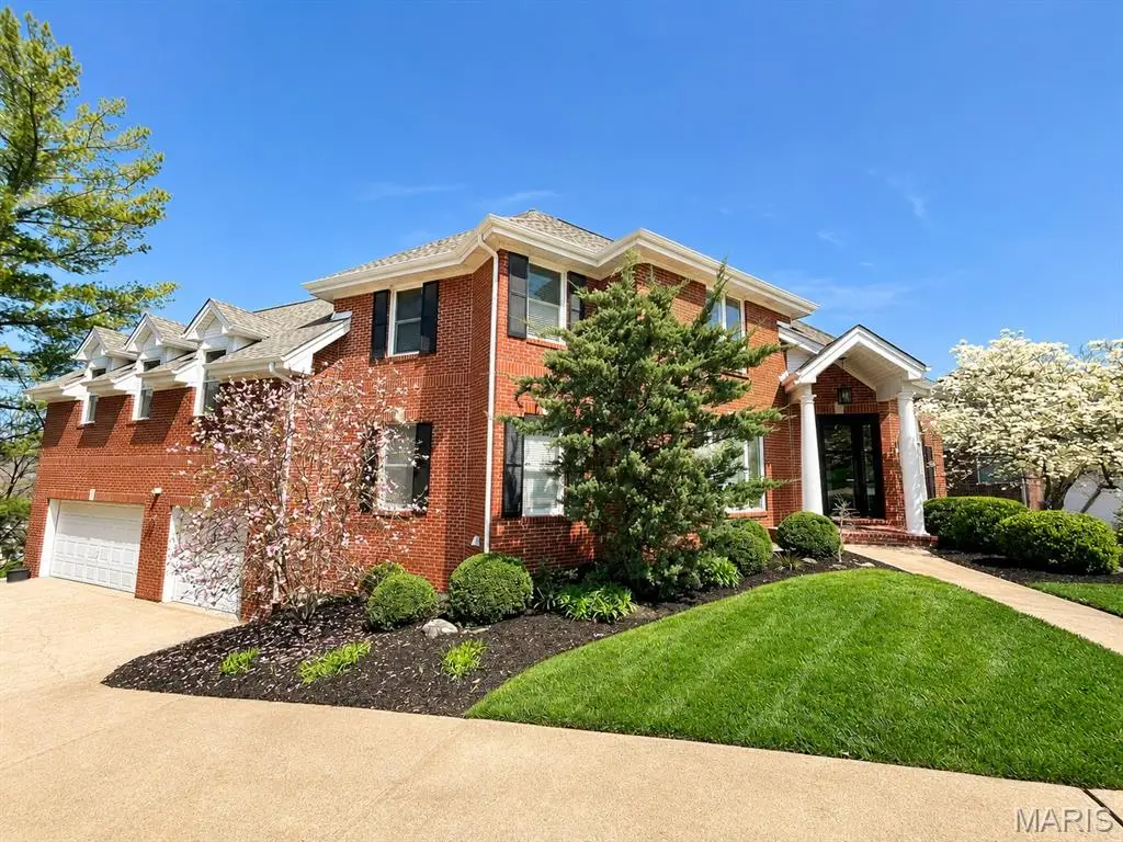 545 Overlook Terrace Court, Eureka, MO 63025 - #1