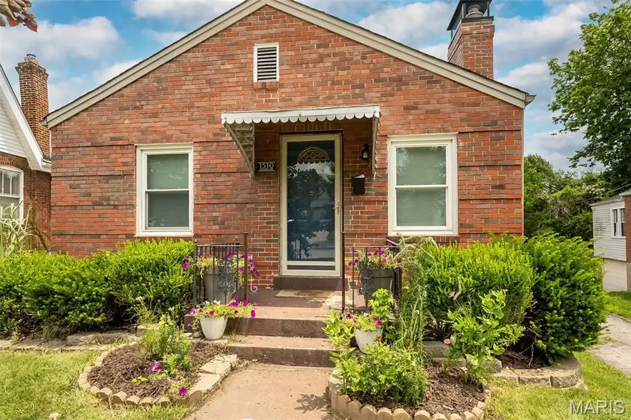 1510 Collins Avenue, Richmond Heights, MO 63117 - #2