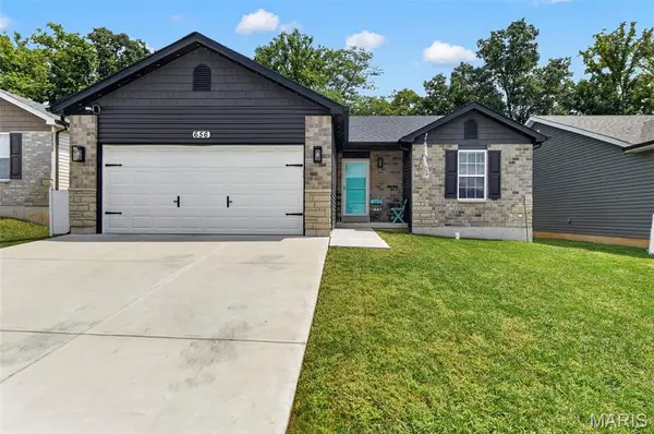 656 Rockshire Drive, Herculaneum, MO 63048