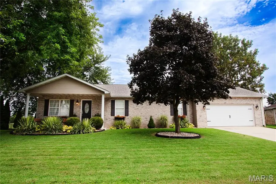 80 Raes Creek Drive, Granite City, IL 62040 - #2