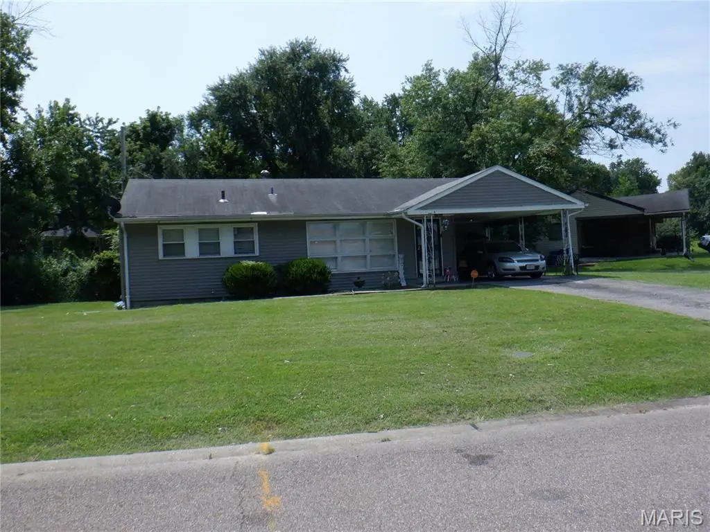 2425 Petrova Avenue, Jennings, MO 63136 - #1