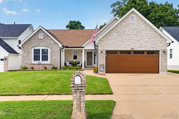 1067 Autumn Oaks Drive, Imperial, MO 63052