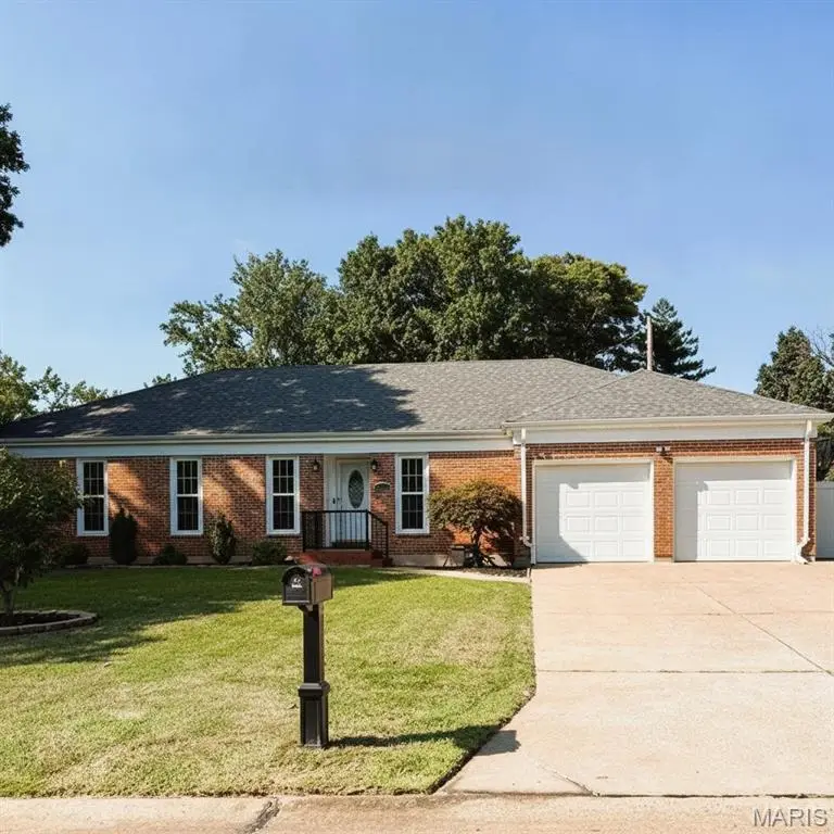 5849 Oak Branch Drive, Saint Louis, MO 63128 - #1