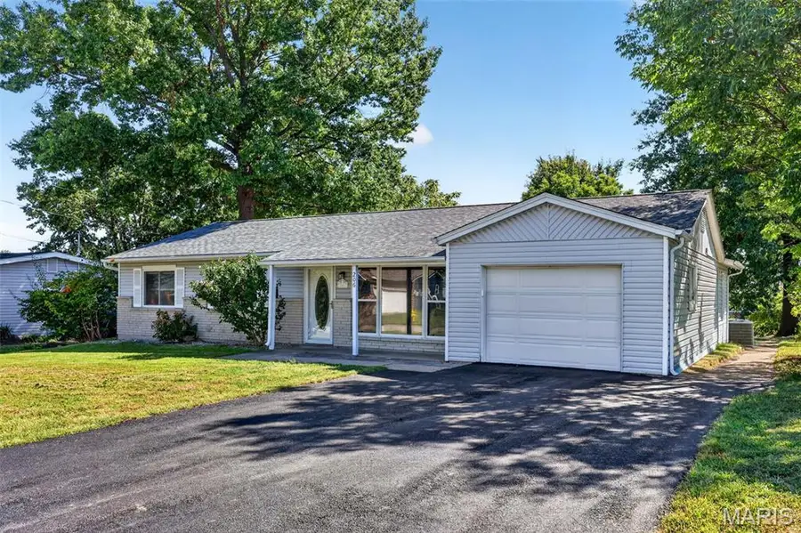 206 Cordes Street, Ofallon, MO 63366 - #3