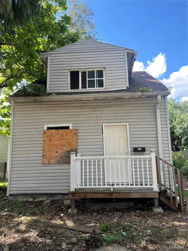 7711 Minnesota Avenue, St Louis, MO 63111