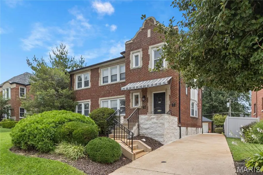 8015 Delmar Boulevard, University City, MO 63130 - #2