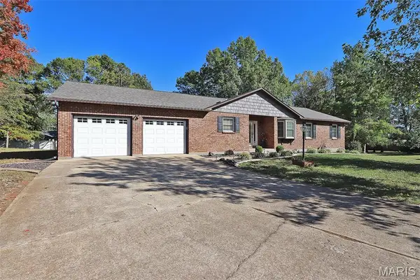 436 Squaw Valley Drive, Farmington, MO 63640
