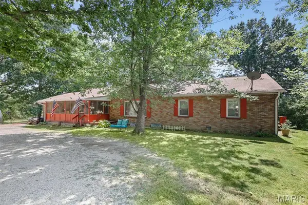 3620 Bloomer Drive, Alton, IL 62002