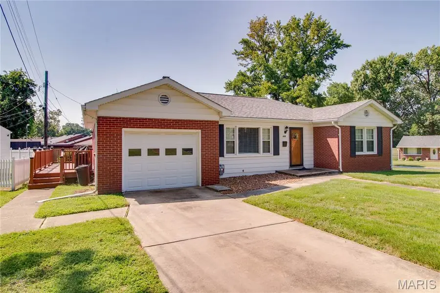305 Brentwood Boulevard, Alton, IL 62002 - #2