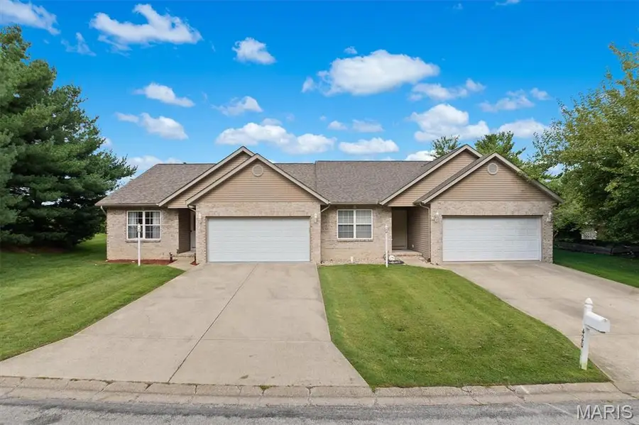 424 Aaron Drive, Belleville, IL 62220 - #2