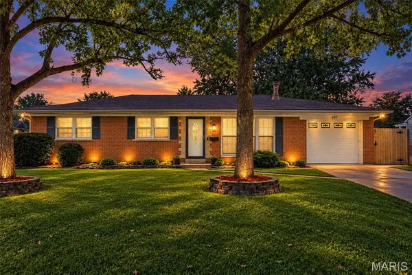 607 S Augusta Street, O'Fallon, IL 62269