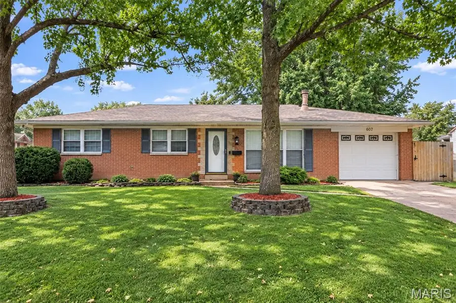 607 S Augusta Street, O Fallon, IL 62269 - #2