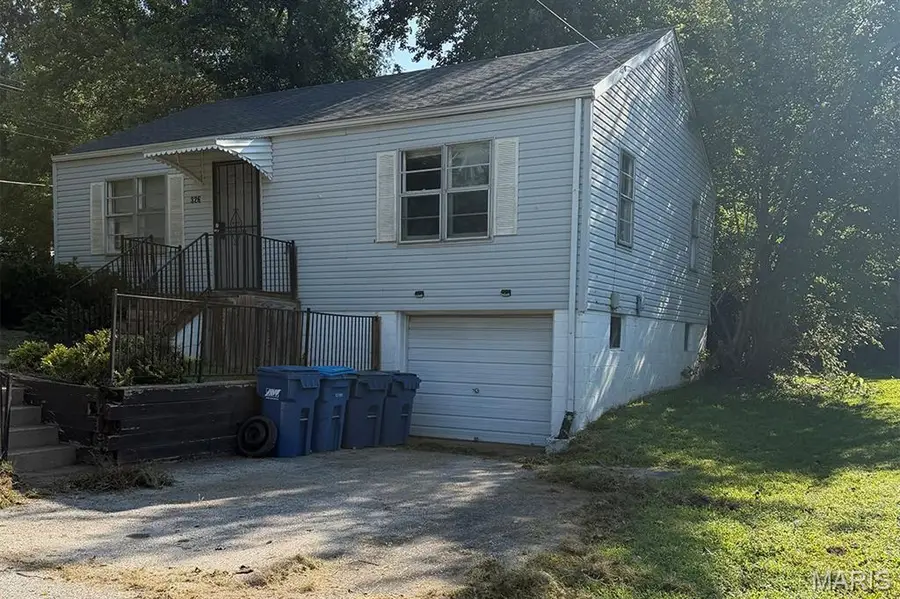 326 Atwater Avenue, Saint Louis, MO 63135 - #2