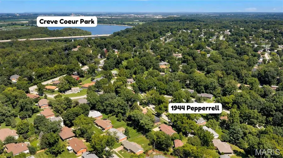1944 Pepperrell Drive, Saint Louis, MO 63146 - #2