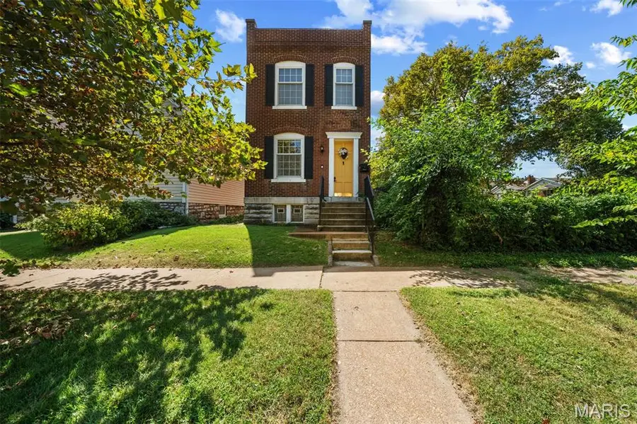 4066 Phillips Avenue, Saint Louis, MO 63116 - #2