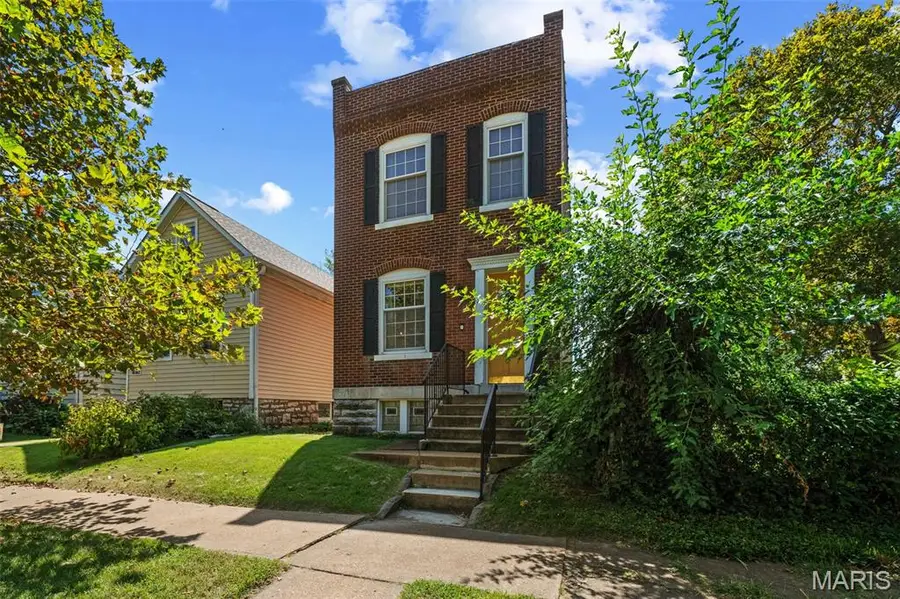 4066 Phillips Avenue, Saint Louis, MO 63116 - #3