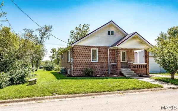 602 W Jackson Avenue, Owensville, MO 65066
