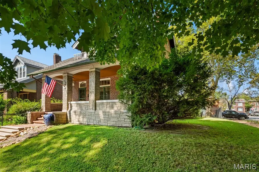 1103 Bellerive Boulevard, Saint Louis, MO 63111 - #3