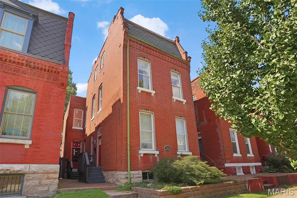 3425 Illinois Avenue, Saint Louis, MO 63118 - #1