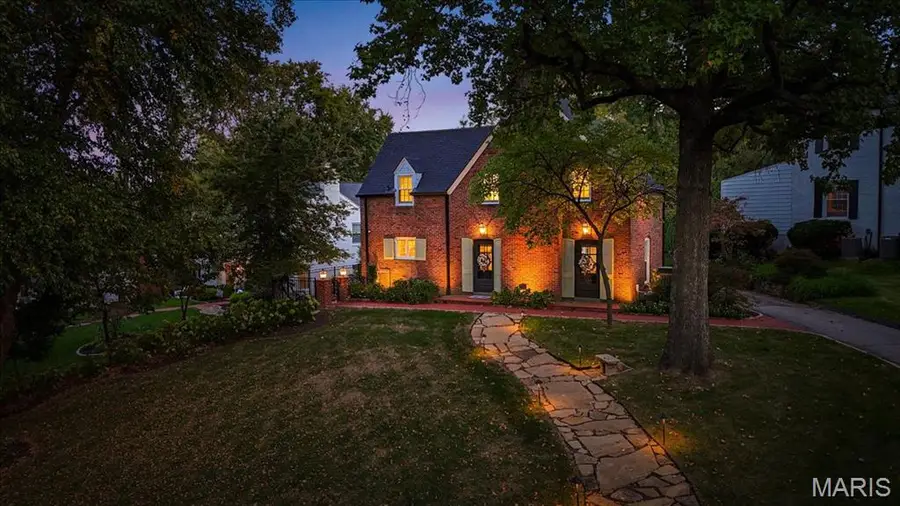35 Willow Hill Road, Saint Louis, MO 63124 - #2