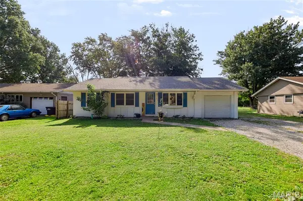 515 Mobile Street, Brighton, IL 62012