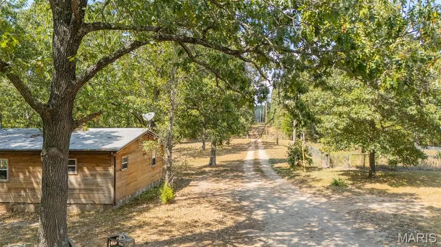12502 Bell Road, Roby, MO 65557 - #3