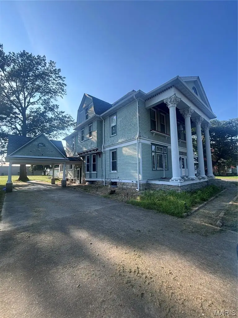 479 N Mill Street, Nashville, IL 62263 - #3