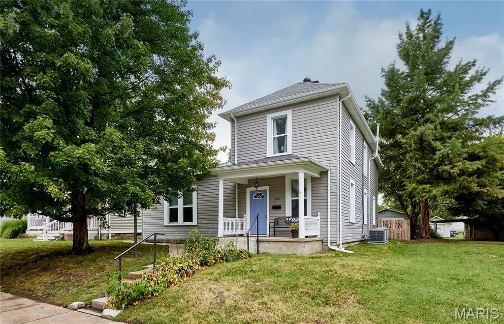 225 Houston Street, Saint Charles, MO 63301 - #1