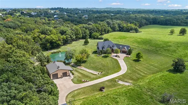 570 Patriotic Trail, Weldon Spring, MO 63304