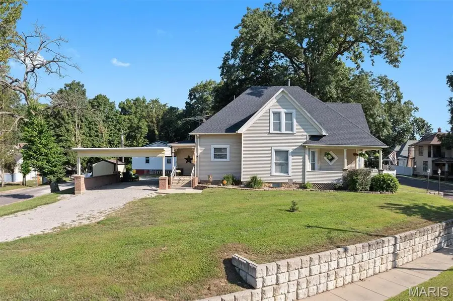 615 Grigg Street, Greenville, IL 62246 - #2