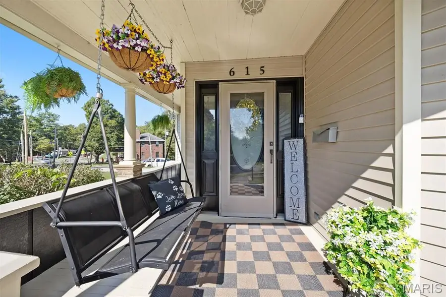 615 Grigg Street, Greenville, IL 62246 - #3