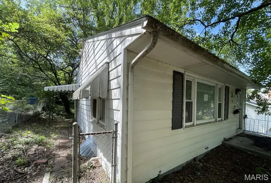 2518 N Rodgers Avenue, Alton, IL 62002 - #2