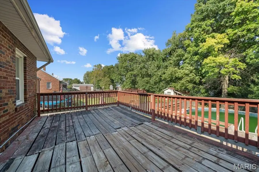 2707 Gerson Avenue, Godfrey, IL 62035 - #3