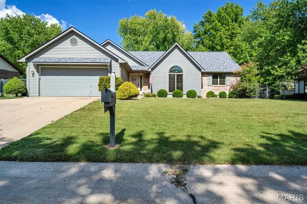 216 Brian Drive, Swansea, IL 62226 - #1