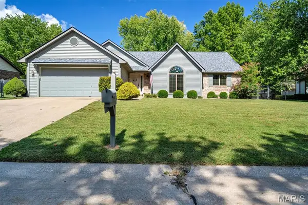 216 Brian Drive, Swansea, IL 62226