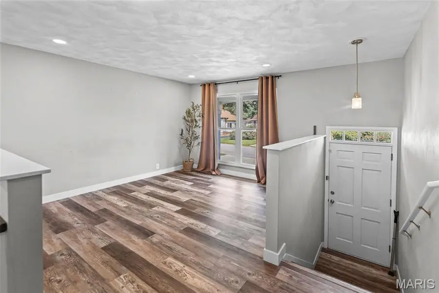 1021 Forest Ave, Belleville, IL 62220 - #2