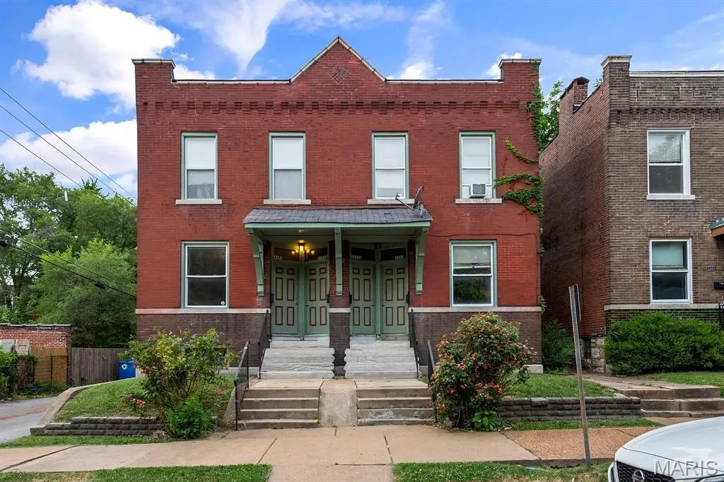 3343 Virginia Avenue, Saint Louis, MO 63118 - #1