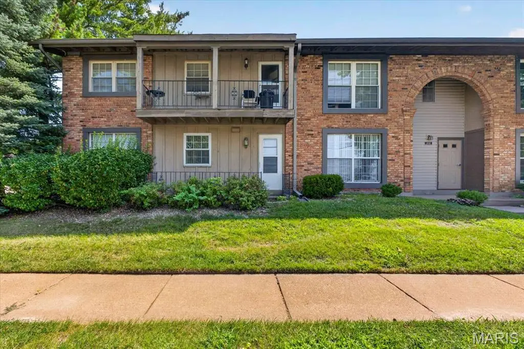 3150 Leisurewood Court #C, Florissant, MO 63033 - #1