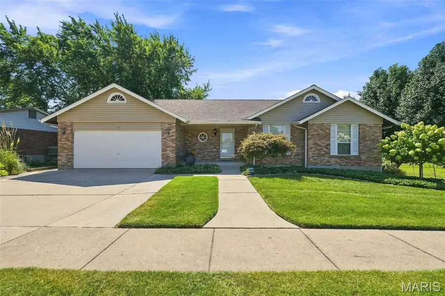 4004 Flandre Cove Court, Old Jamestown, MO 63034 - #2