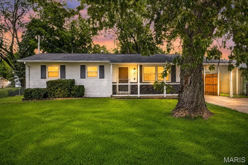 11 Toelle Drive, Saint Charles, MO 63304 - #1