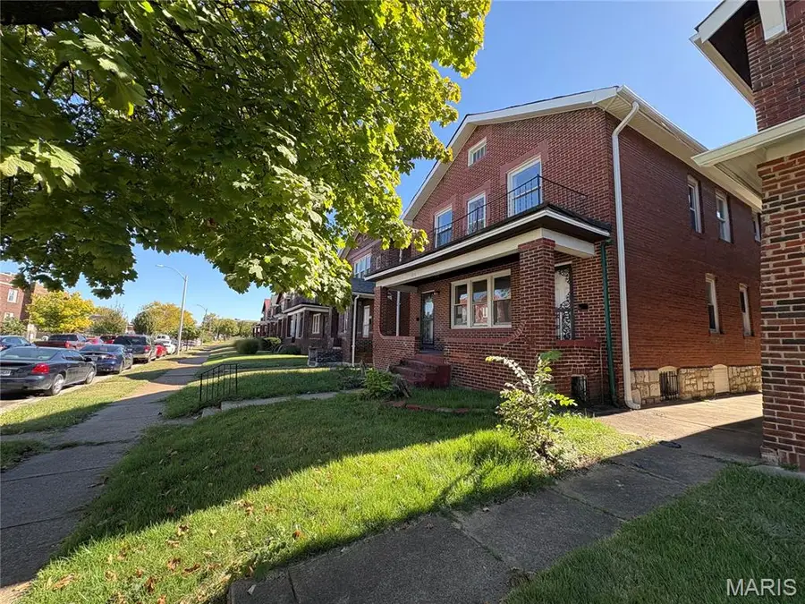 5132 Lexington Avenue, Saint Louis, MO 63115 - #2